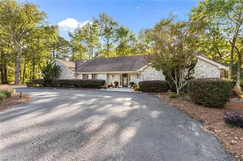 1000 Truitt Ct, Virginia Beach, VA 23454