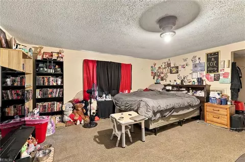 Bedroom - 2508 Shell Rd, Hampton, VA 23661 photo 6 of 9