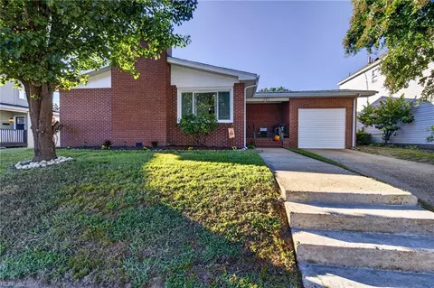 231 Blair Ave, Newport News, VA 23607