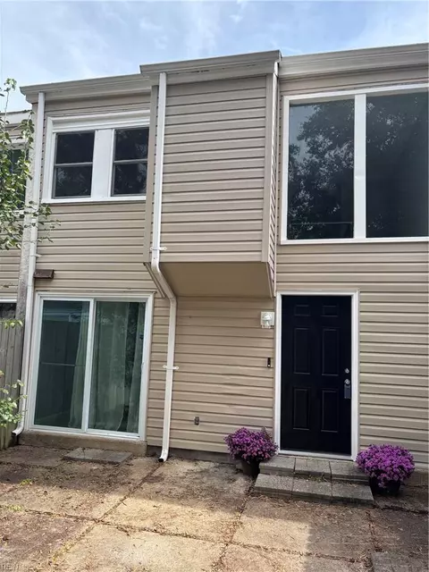 3624 Ship Chandlers Wharf Whrf Wharf, Virginia Beach, VA 23453