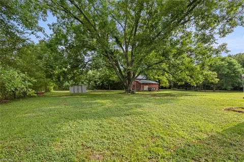 Exterior - 1301 Babbtown Rd, Suffolk, VA 23434 photo 7 of 8