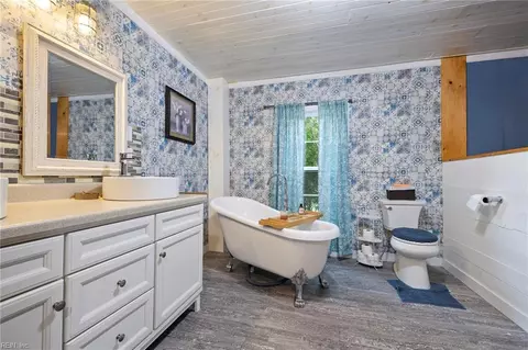 Bath - 1301 Babbtown Rd, Suffolk, VA 23434 photo 6 of 6