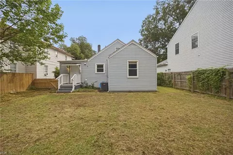 Exterior - 850 47th St, Norfolk, VA 23508 photo 4 of 6