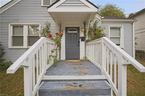 Exterior - 850 47th St, Norfolk, VA 23508 photo 2 of 6