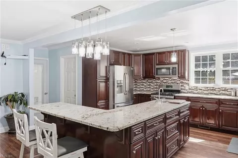 Kitchen - 1331 Eagle Ave, Norfolk, VA 23518 photo 6 of 7