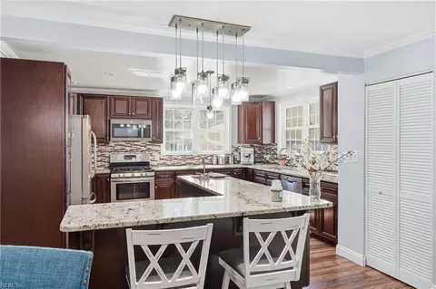 Kitchen - 1331 Eagle Ave, Norfolk, VA 23518 photo 5 of 7