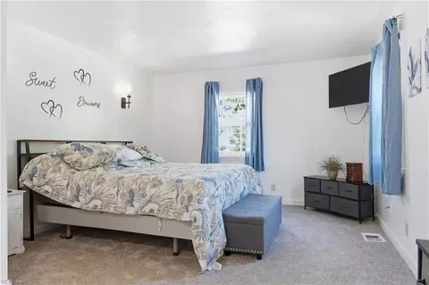 Bedroom - 1331 Eagle Ave, Norfolk, VA 23518 photo 1 of 6