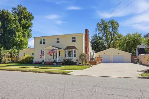 Exterior - 1331 Eagle Ave, Norfolk, VA 23518 photo 3 of 5