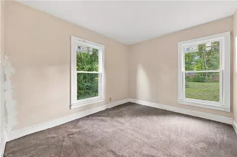 Bedroom - 951 Ingleside Rd, Norfolk, VA 23502 photo 1 of 6