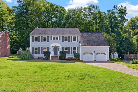 84 Waterview Dr, Newport News, VA 23608