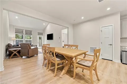 Dining - 511 Eldridge Ln, Chesapeake, VA 23323 photo 1 of 1