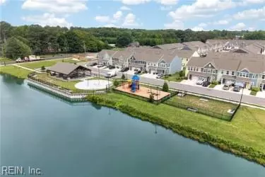 View/Area - 511 Eldridge Ln, Chesapeake, VA 23323 photo 3 of 4