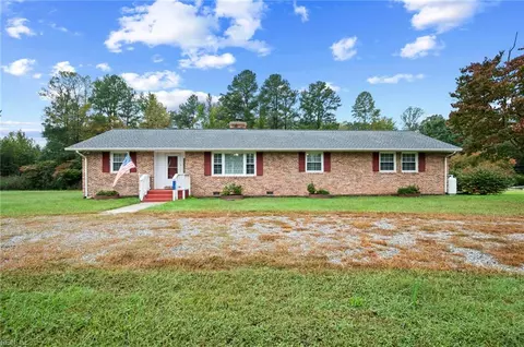 17450 Mill Run Ln, Bowling Green, VA 22427