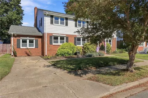 Exterior - 140 Cherry St, Norfolk, VA 23503 photo 6 of 6