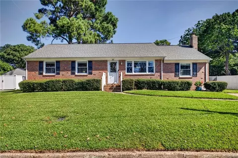 3741 Linnet Ln, Portsmouth, VA 23703