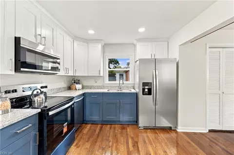 Kitchen - 2441 Alder St, Norfolk, VA 23513 photo 2 of 5