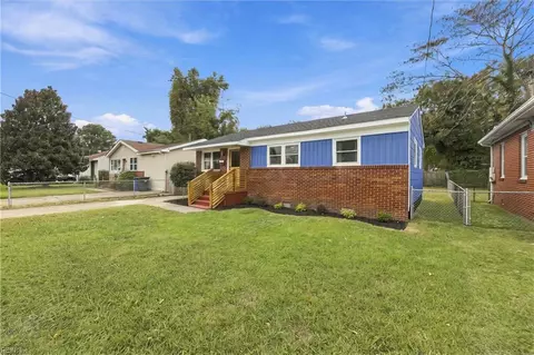 Exterior - 2441 Alder St, Norfolk, VA 23513 photo 3 of 5