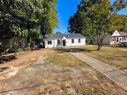 Exterior - 107 Rosewood Dr, Hampton, VA 23669 photo 1 of 5