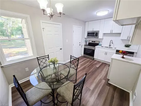 Kitchen - 107 Rosewood Dr, Hampton, VA 23669 photo 1 of 4