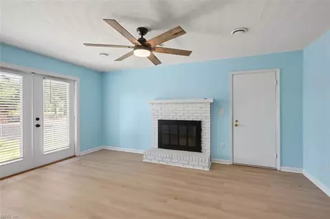 Living - 2647 Desert Rd, Suffolk, VA 23434 photo 1 of 3