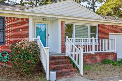 Exterior - 2647 Desert Rd, Suffolk, VA 23434 photo 7 of 9