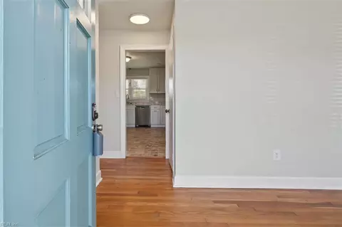 Entry Way - 2647 Desert Rd, Suffolk, VA 23434 photo 1 of 4