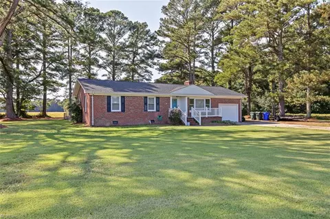 Exterior - 2647 Desert Rd, Suffolk, VA 23434 photo 6 of 9