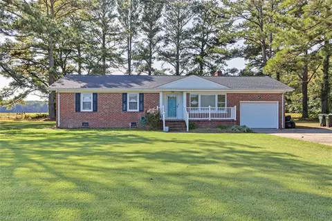 Exterior - 2647 Desert Rd, Suffolk, VA 23434 photo 5 of 9