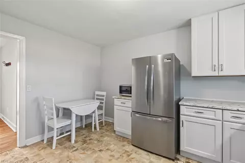 Kitchen - 2647 Desert Rd, Suffolk, VA 23434 photo 5 of 6