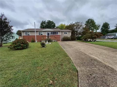 153 Waverly Dr, Virginia Beach, VA 23452