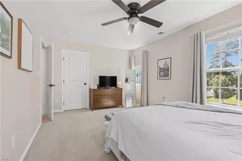 Bedroom - 186 Avon Rd, Hampton, VA 23666 photo 2 of 5