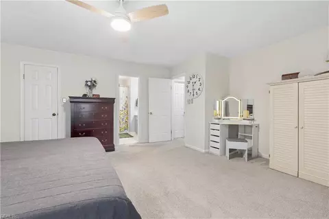 Bedroom - 13 Phyllis Ln, Hampton, VA 23666 photo 7 of 7