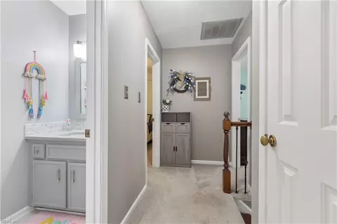 Entry Way - 13 Phyllis Ln, Hampton, VA 23666 photo 5 of 5