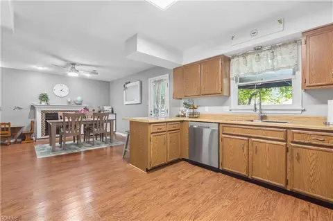 Other - 13 Phyllis Ln, Hampton, VA 23666 photo 4 of 7