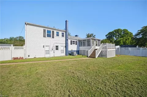 Exterior - 305 Shoreline Dr, Hampton, VA 23669 photo 7 of 10