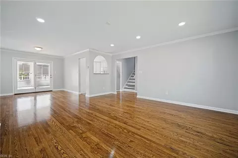 Living - 305 Shoreline Dr, Hampton, VA 23669 photo 1 of 5
