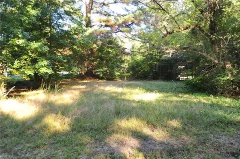 3365 Benefit Rd, Chesapeake, VA 23322