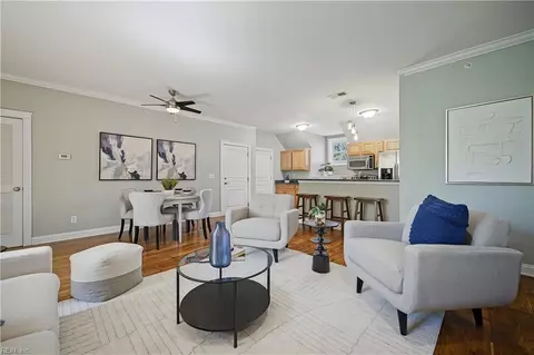 504 E Freemason St #3B, Norfolk, VA 23510