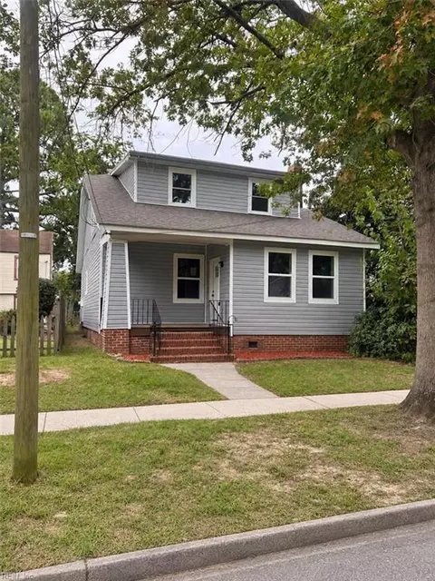 1721 Barron St, Portsmouth, VA 23704