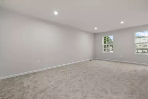 Living - 128 Shipwright Ln, Suffolk, VA 23434 photo 1 of 3