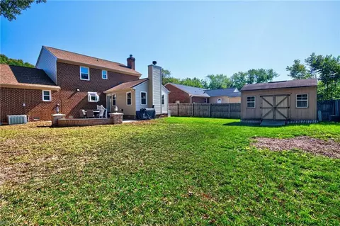 Exterior - 24 Phyllis Ln, Hampton, VA 23666 photo 8 of 8