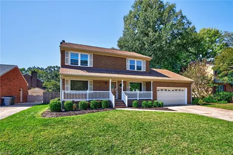 Exterior - 24 Phyllis Ln, Hampton, VA 23666 photo 2 of 8