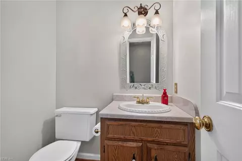 Bath - 24 Phyllis Ln, Hampton, VA 23666 photo 1 of 3
