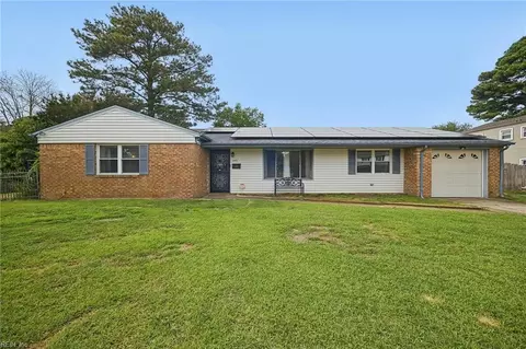 245 Palace Green Blvd, Virginia Beach, VA 23452