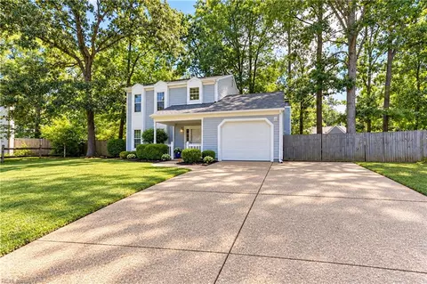 4 Finch Pl, Newport News, VA 23608
