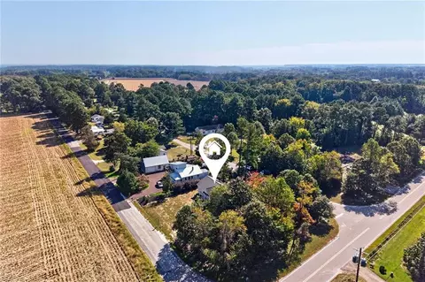 View/Area - 19 Apache Dr, Deltaville, VA 23043 photo 8 of 11
