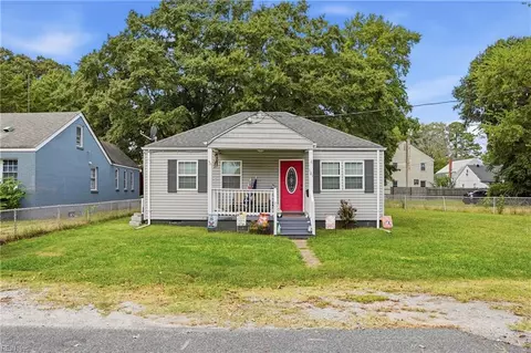 101 Decatur St, Portsmouth, VA 23702