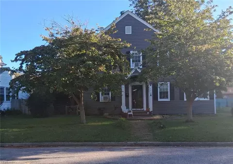 110 Maxwell Ave, Portsmouth, VA 23702