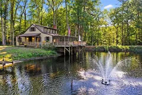 12478 Titus Cove Lndg, Carrollton, VA 23314