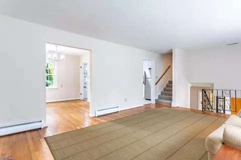Living - 53 Wheatland Dr, Hampton, VA 23666 photo 2 of 5